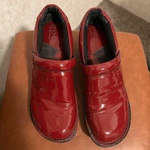 Ladies red patent leather clogs